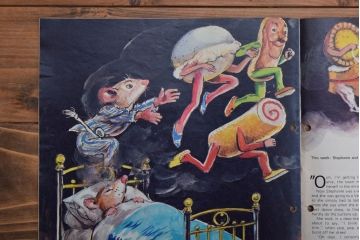 アンティーク雑貨　イギリスビンテージ　1971年　Once Upon a Time 児童雑誌(絵本)5冊セット