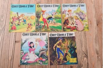 アンティーク雑貨　イギリスビンテージ　1971年　Once Upon a Time 児童雑誌(絵本)5冊セット(2)