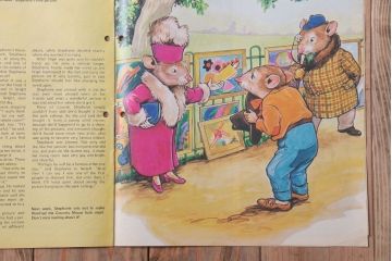 アンティーク雑貨　イギリスビンテージ　1972年　Once Upon a Time 児童雑誌(絵本)5冊セット(2)