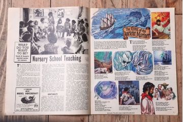 アンティーク雑貨　イギリスビンテージ　1968年　LOOK AND LEARN 児童雑誌(コミック)3冊セット