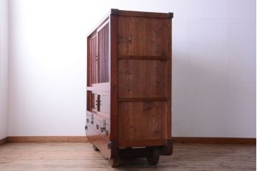 アンティーク家具　古民具・骨董　江戸期　前面欅材のかくし付きアンティーク車箪笥(帳場箪笥)