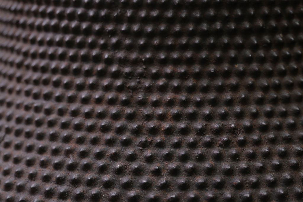 アンティーク雑貨　古民具・骨董　古い富士形あられ鉄瓶(三巌堂?)