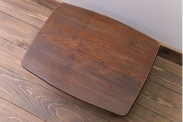 アンティーク家具　和製アンティーク　小ぶりな古い栓材製の角ちゃぶ台