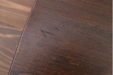 アンティーク家具　和製アンティーク　小ぶりな古い栓材製の角ちゃぶ台