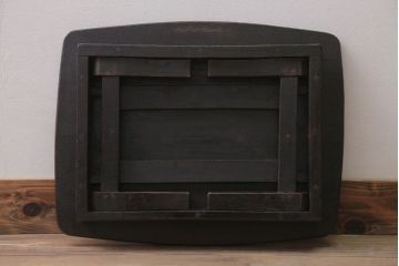 アンティーク家具　和製アンティーク　小ぶりな古い栓材製の角ちゃぶ台