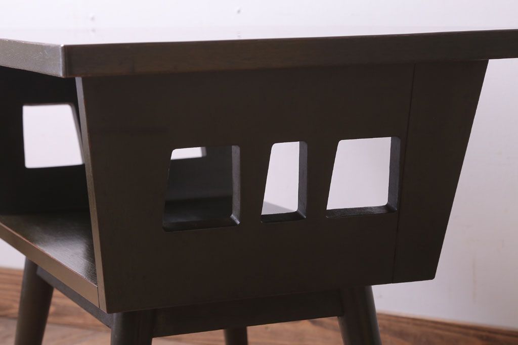 アンティーク家具　和製アンティーク　ミッドセンチュリーセンターテーブル