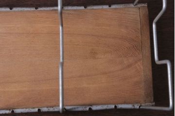 アンティーク雑貨　昭和レトロ　シンプルで小ぶりな本立て