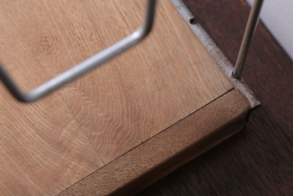 アンティーク雑貨　昭和レトロ　シンプルで小ぶりな本立て