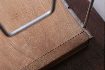 アンティーク雑貨　昭和レトロ　シンプルで小ぶりな本立て