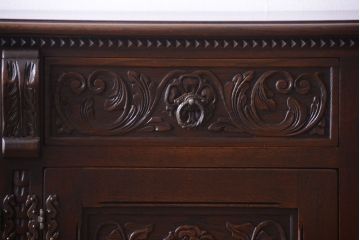 ヴィンテージ家具　イギリスビンテージ　JAYCEE FUNITURE(ジェイシー・ファニチャー)　サイドボード