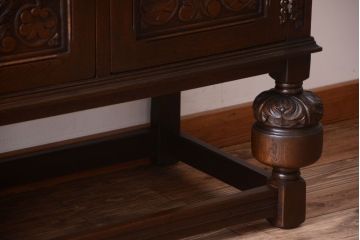 ヴィンテージ家具　イギリスビンテージ　JAYCEE FUNITURE(ジェイシー・ファニチャー)　サイドボード
