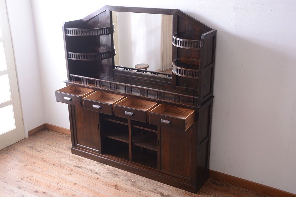 アンティーク家具　大正ロマン　古い木製の特大アンティークキャビネット(収納棚)