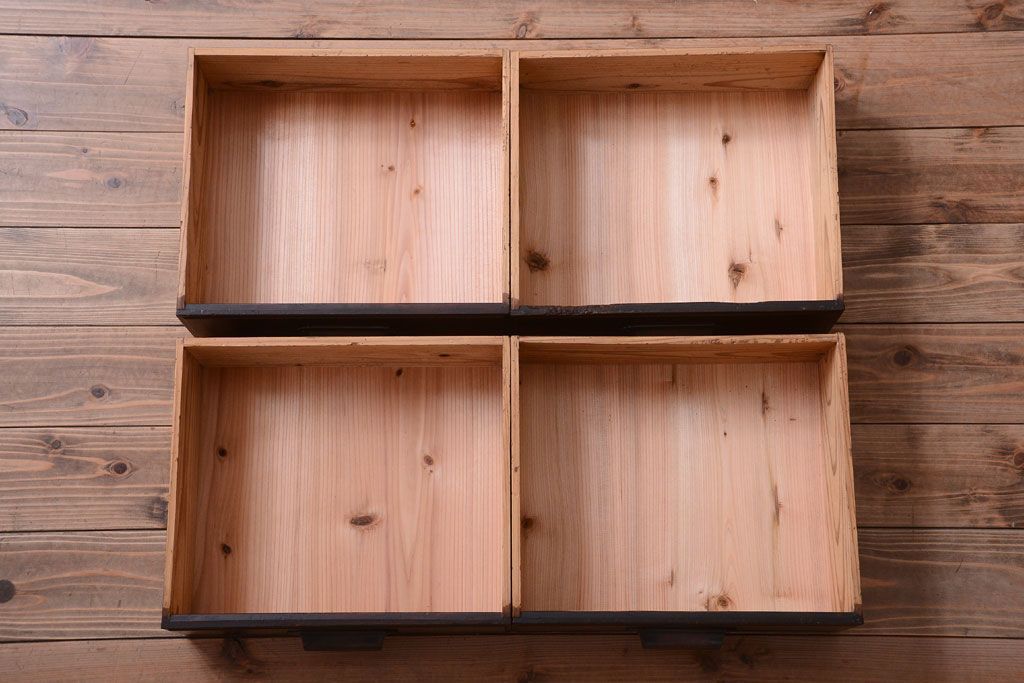 アンティーク家具　大正ロマン　古い木製の特大アンティークキャビネット(収納棚)