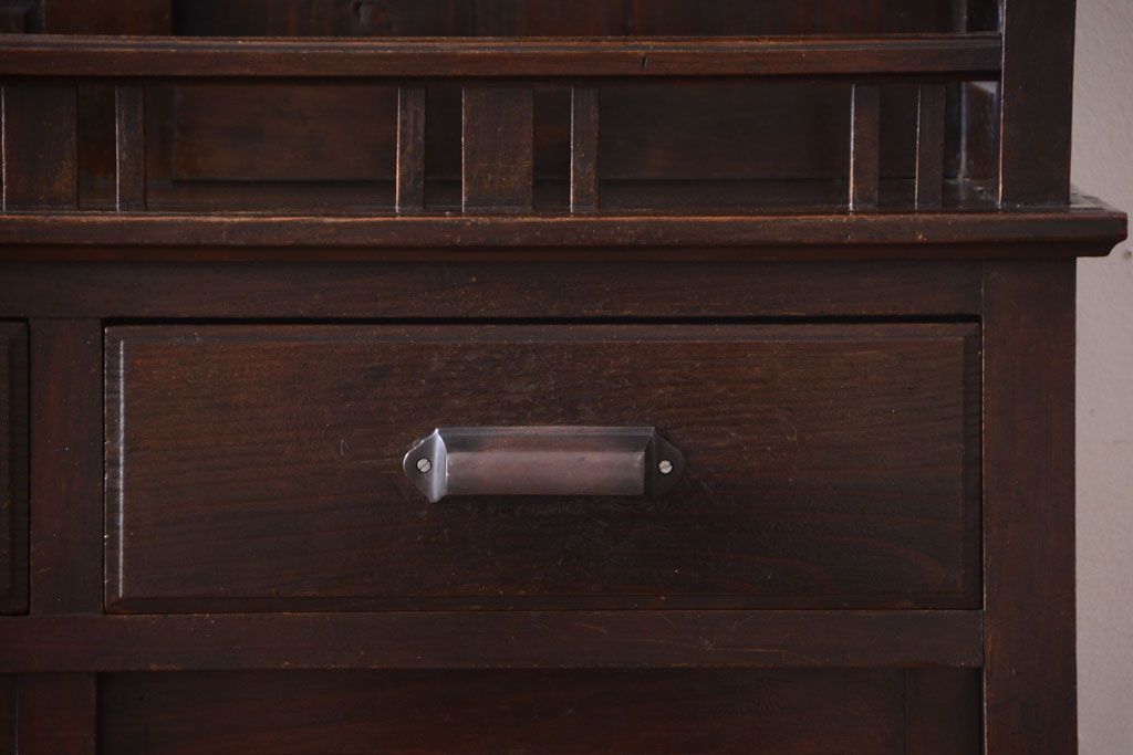 アンティーク家具　大正ロマン　古い木製の特大アンティークキャビネット(収納棚)