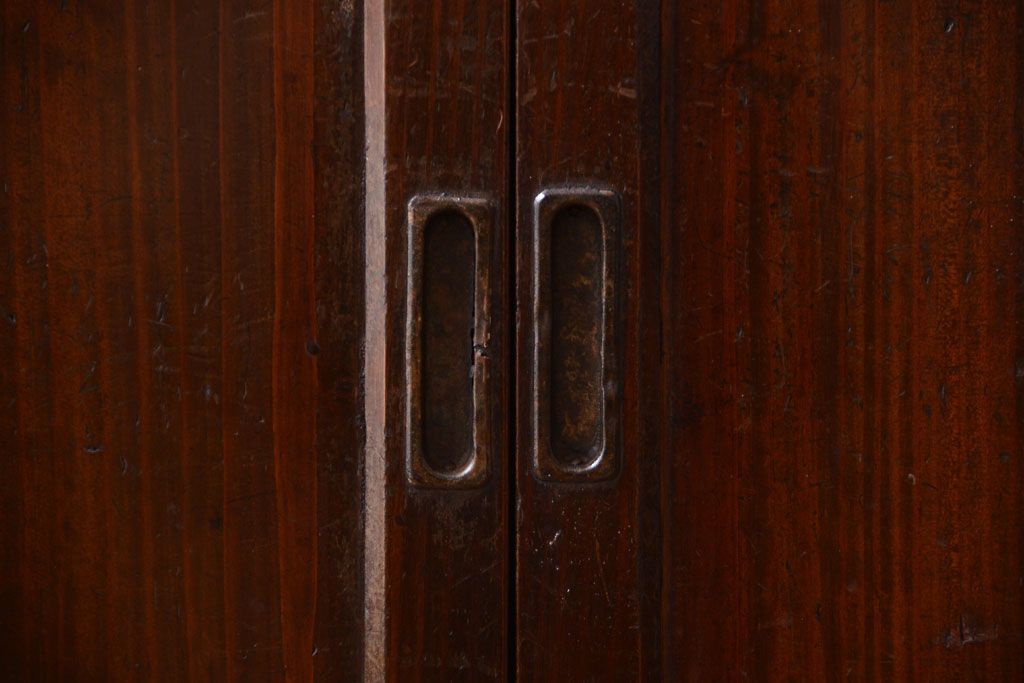 アンティーク家具　大正ロマン　古い木製の特大アンティークキャビネット(収納棚)