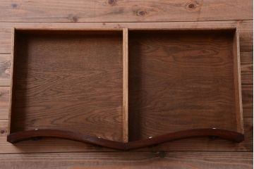 アンティーク家具　イギリスアンティーク　エレガントなデスク