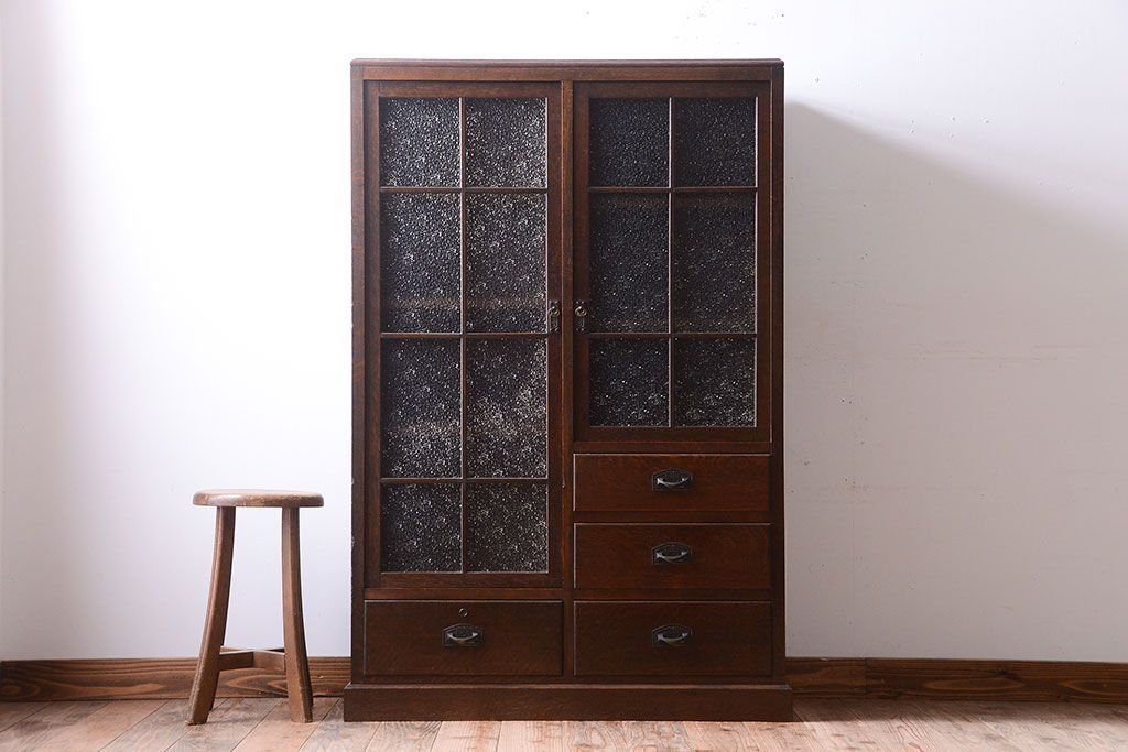 アンティーク家具　和製アンティーク　ダイヤガラス入り!古いナラ材製の上質な本箱(ブックケース)