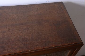 アンティーク家具　和製アンティーク　ダイヤガラス入り!古いナラ材製の上質な本箱(ブックケース)