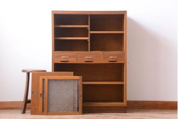 レトロ家具　昭和レトロ　デザインガラス戸!古い木のアンティーク食器棚