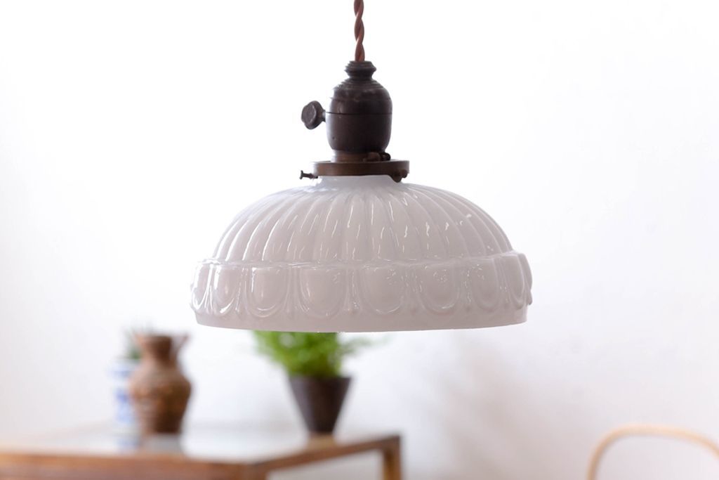 アンティーク　内被せガラスシェードのペンダントライト