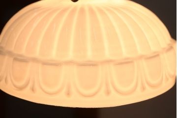 アンティーク　内被せガラスシェードのペンダントライト