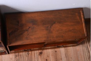 アンティーク家具　和製アンティーク　モールガラス入り!古い木の重ね茶棚(茶箪笥)