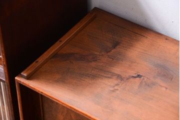 アンティーク家具　和製アンティーク　モールガラス入り!古い木の重ね茶棚(茶箪笥)