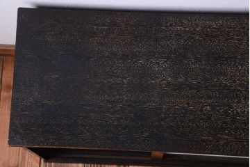 アンティーク家具　和製アンティーク　古い木の小ぶりなデザインガラス入り戸棚(収納棚)