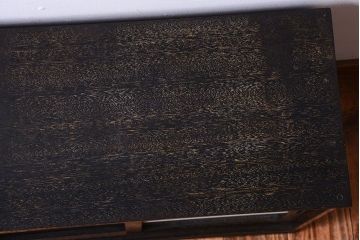 アンティーク家具　和製アンティーク　古い木の小ぶりなデザインガラス入り戸棚(収納棚)