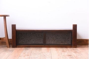 アンティーク家具　和製アンティーク　結霜ガラス引き戸の古い置床(置き床)