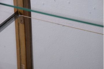 ヴィンテージ家具　昭和レトロ　鉄脚付きビンテージガラスケース(ショーケース)(2)