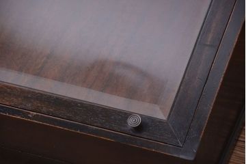 アンティーク雑貨　和製アンティーク　引き出し付き!古い木製の台形型ガラスケース