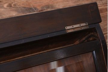 アンティーク雑貨　和製アンティーク　引き出し付き!古い木製の台形型ガラスケース