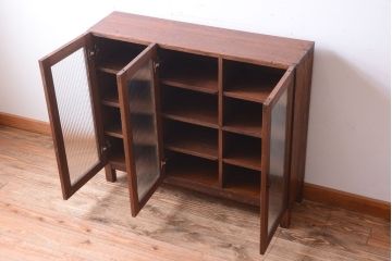 アンティーク家具　和製アンティーク　古材製!モールガラス扉付きマス目棚(収納棚)(2)