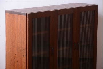 アンティーク家具　和製アンティーク　古材製!モールガラス扉付きマス目棚(収納棚)(2)