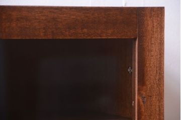 アンティーク家具　和製アンティーク　古材製!扉付きマス目棚(収納棚)(2)