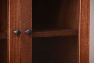 アンティーク家具　和製アンティーク　古材製!扉付きマス目棚(収納棚)(2)