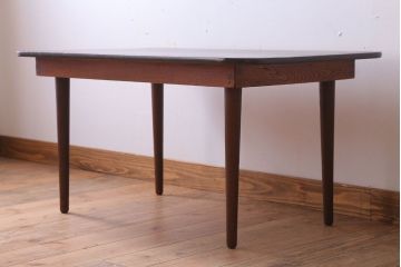 レトロ家具　昭和レトロ　古い木製のセンターテーブル(ちゃぶ台)(2)