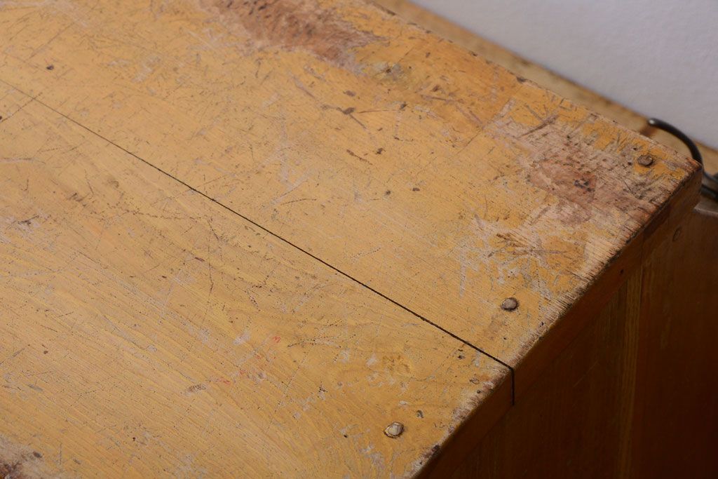 レトロ家具　昭和レトロ　古い駄菓子屋の木製ショーケース