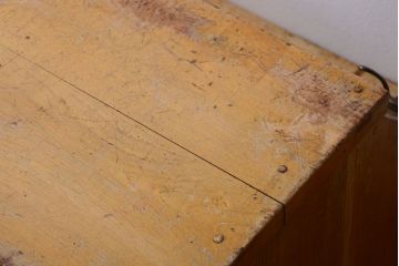 レトロ家具　昭和レトロ　古い駄菓子屋の木製ショーケース