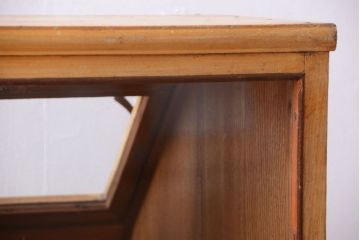 レトロ家具　昭和レトロ　古い駄菓子屋の木製ショーケース