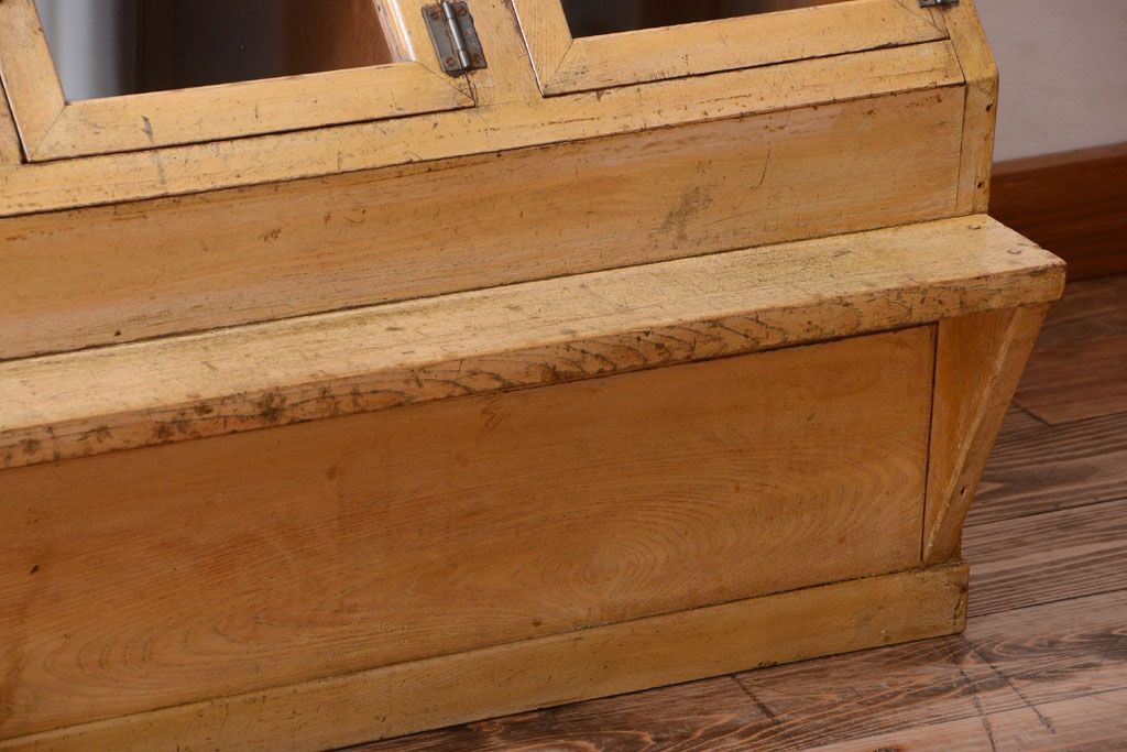 レトロ家具　昭和レトロ　古い駄菓子屋の木製ショーケース