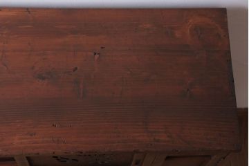 アンティーク家具　和製アンティーク　古い木製の小ぶりな収納棚(下駄箱)(2)