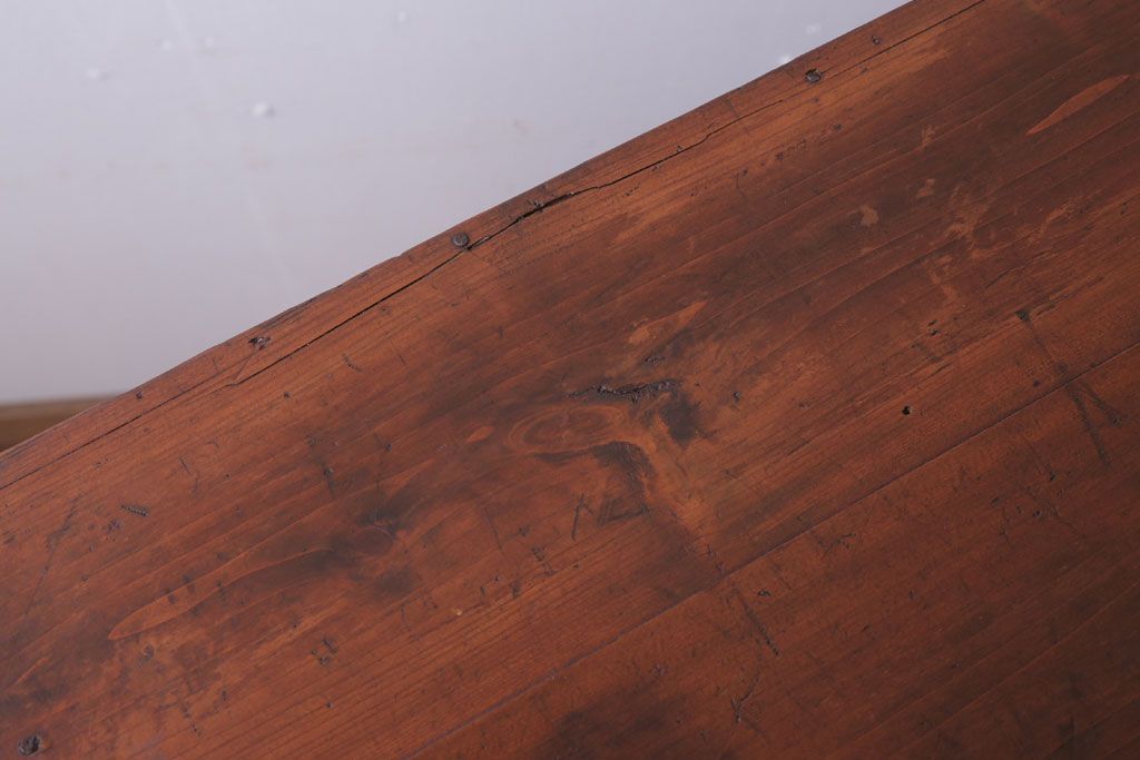 アンティーク家具　和製アンティーク　古い木製の小ぶりな収納棚(下駄箱)(2)