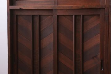 アンティーク家具　和製アンティーク　古い木製の小ぶりな収納棚(下駄箱)(2)