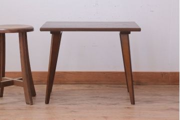 レトロ家具　アンティーク　昭和レトロな古い木製のサイドテーブル(センターテーブル)