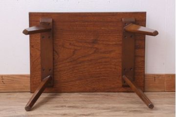 レトロ家具　アンティーク　昭和レトロな古い木製のサイドテーブル(センターテーブル)