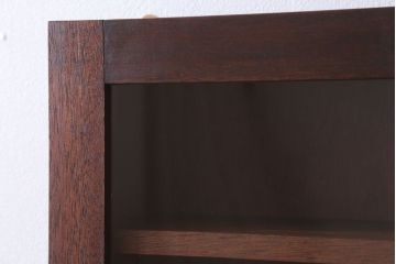 アンティーク家具　アンティーク　古い木製　お洒落な縦型壁掛け戸棚(1)