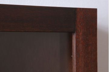 アンティーク家具　アンティーク　古い木製　お洒落な縦型壁掛け戸棚(1)