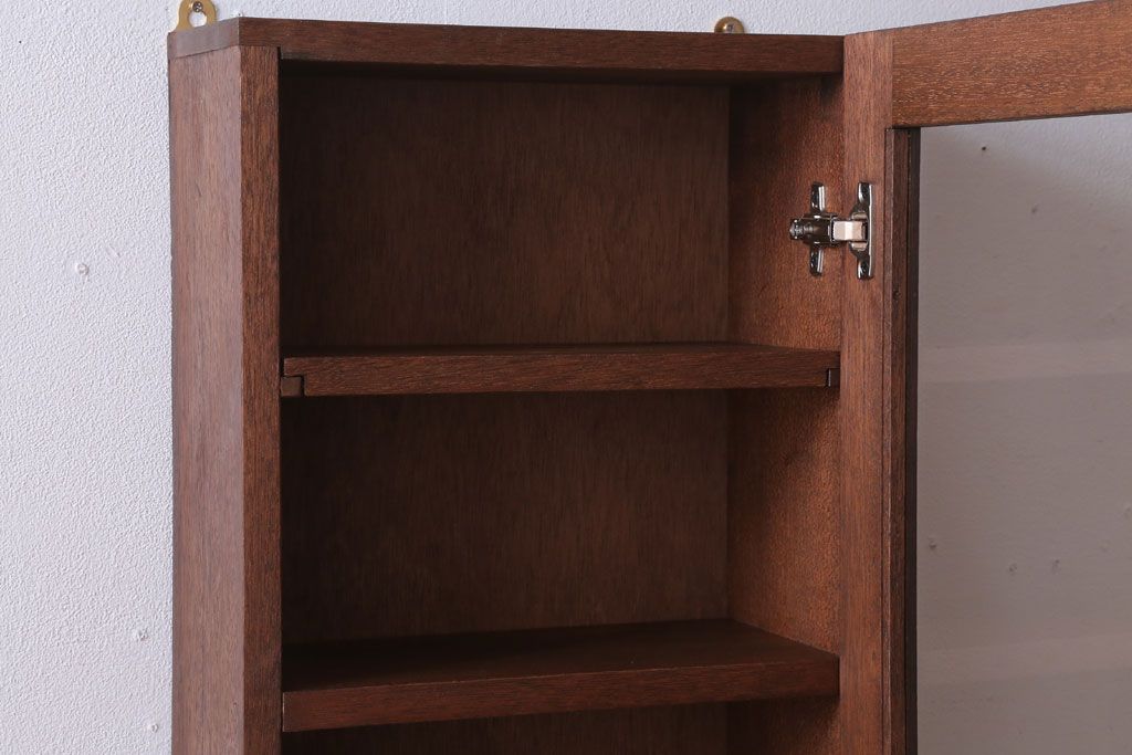 アンティーク家具　アンティーク　古い木製　お洒落な縦型壁掛け戸棚(1)